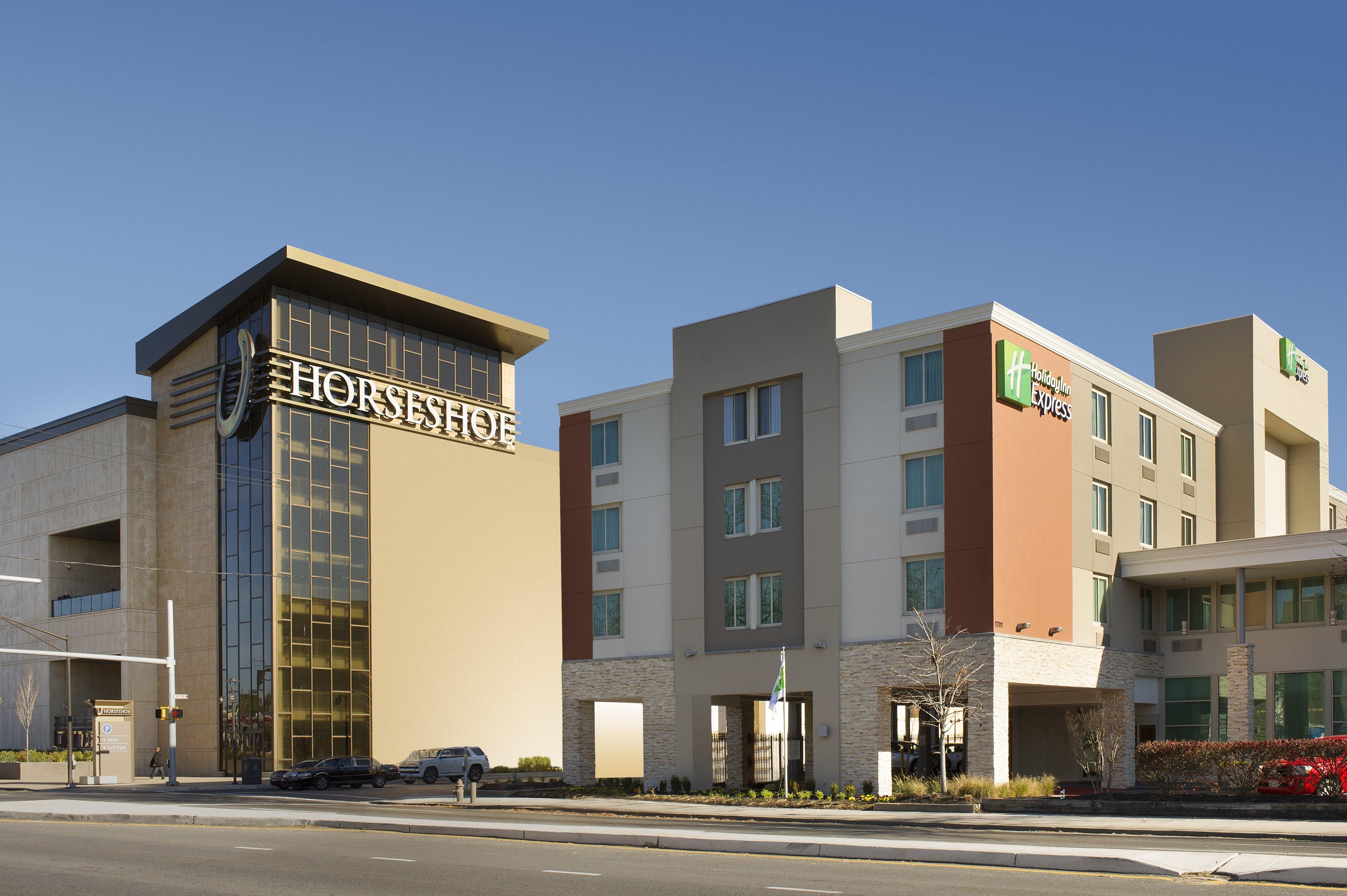 Express At The Stadiums By Ihg Hotel 3*
