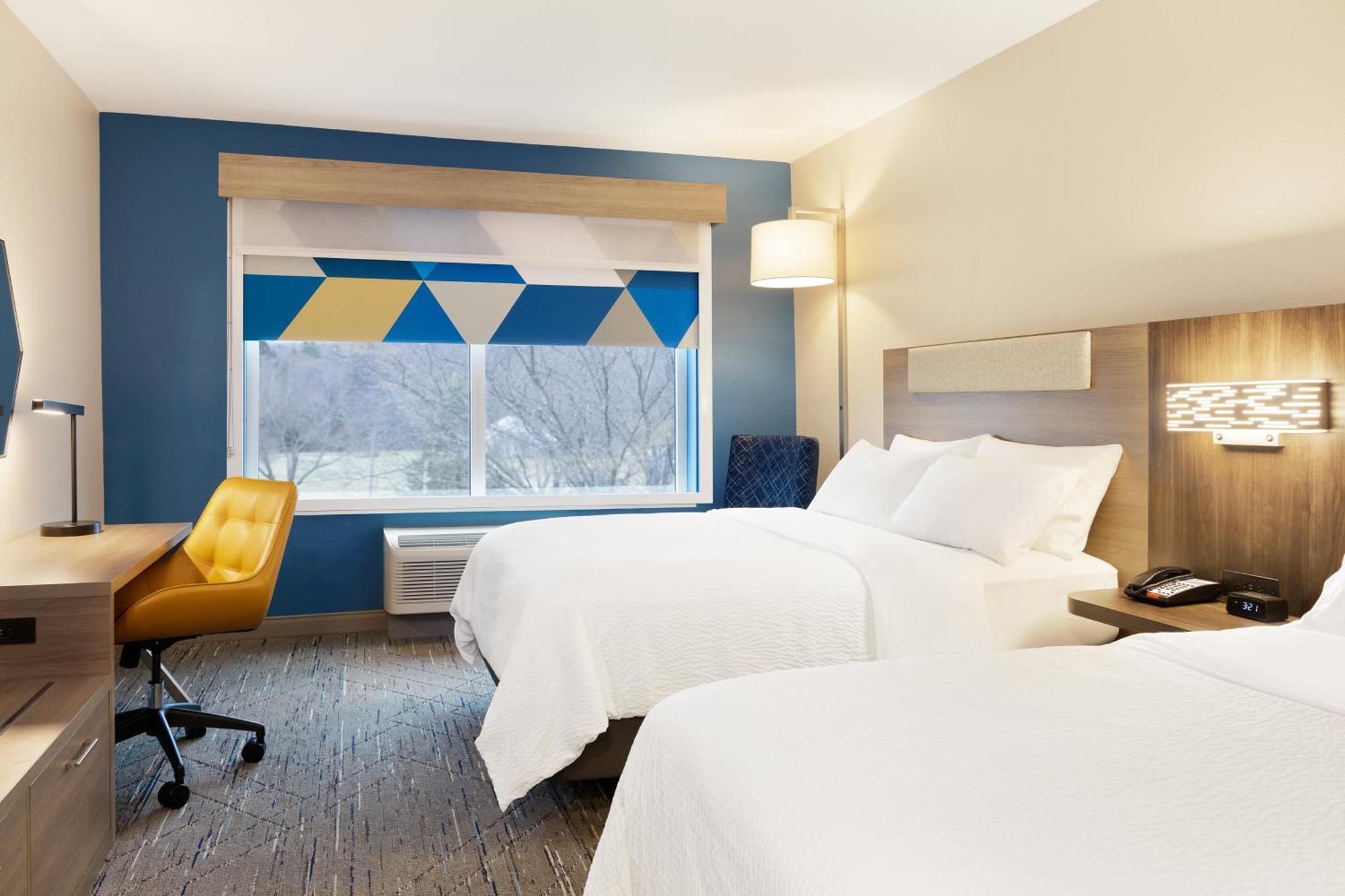 Express At The Stadiums By Ihg Hotel 3*