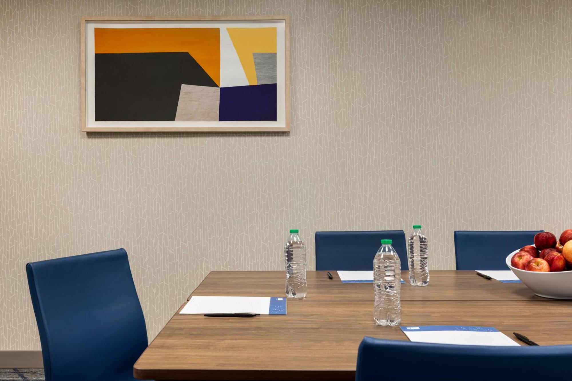 Hotel Express At The Stadiums By Ihg 3*