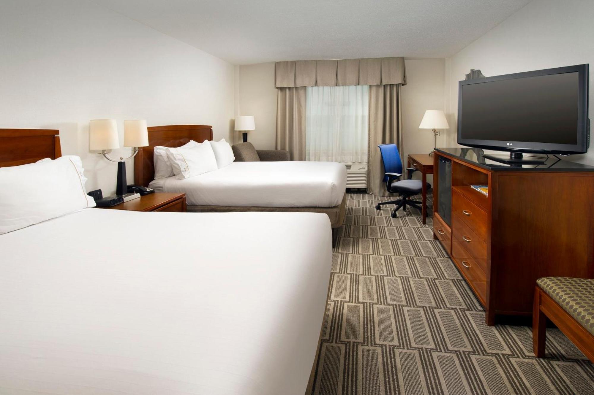 Hotel Express At The Stadiums By Ihg