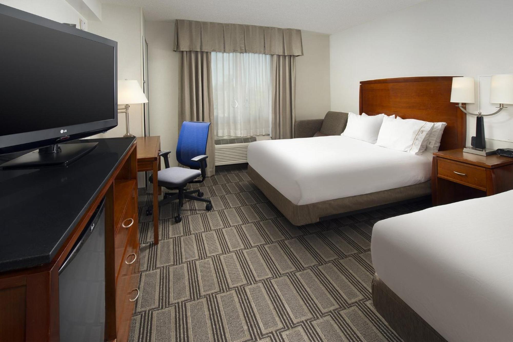Express At The Stadiums By Ihg 3*